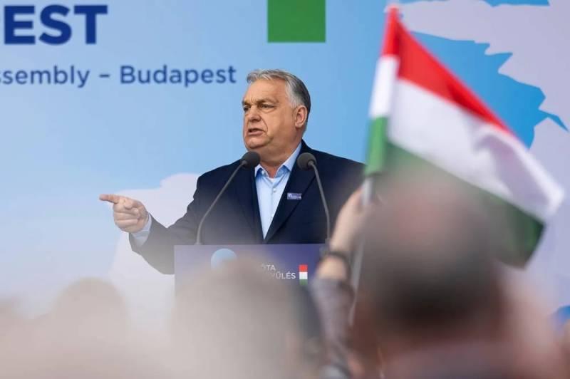 Hungary says will phase out gas deliveries to Ukraine