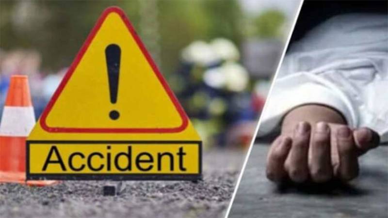 Two dead, four injured in Murree road accidents