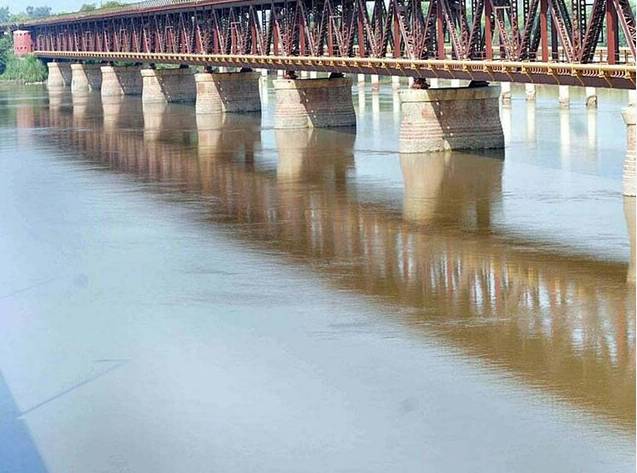 Water inflow in River Chenab drops by 66 percent