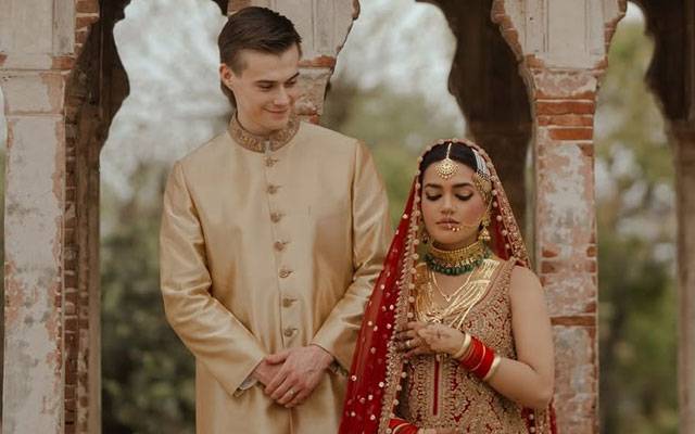 Iffat Omar’s daughter radiates in show-stopping baraat look