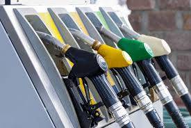 US gas price hits $4 a gallon, highest since 2022