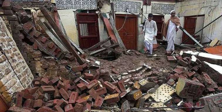Four die in Bajaur roof collapse