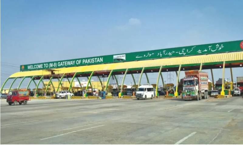 Govt withdraws hike in toll taxes on national highways