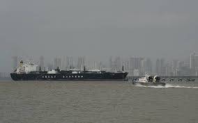 Ukraine offers to help unblock Hormuz
