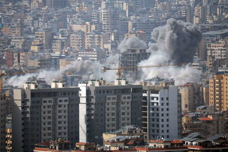Israel renews Lebanon strikes, forces Syria border crossing closed