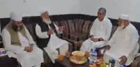 Naqvi visits Raiwind Tablighi Markaz, praises Jamaat’s role in promoting peace