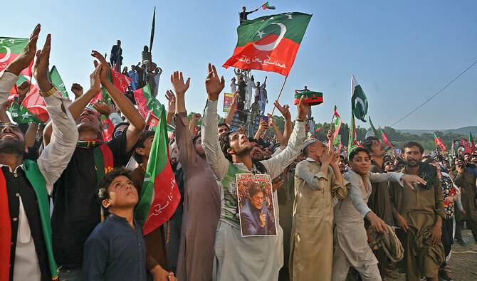 PTI weighs protest strategy as divisions emerge in parliamentary committee meeting