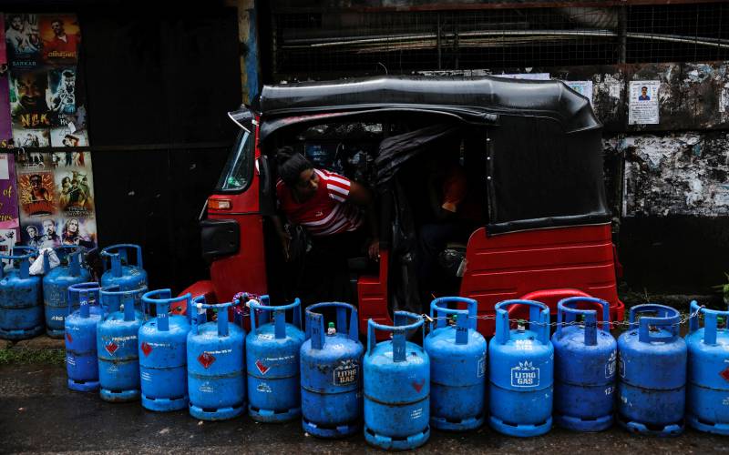 Sri Lanka raise cooking gas prices by 23 percent