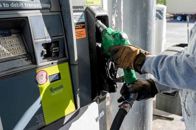 Oil prices rally, stocks mixed after Trump's latest Iran threat