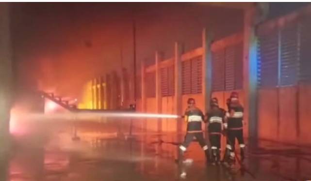 Fire breaks out in cotton factory in Islamabad