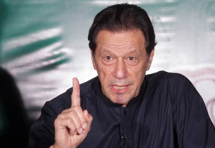 Lawyer writes letter to jail authorities to get Imran Khan's signatures on legal documents