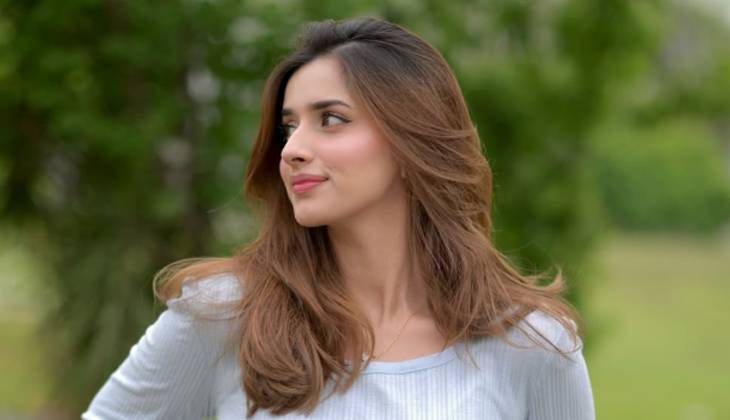 Alishba Anjum captures the ‘Can’t Eat Without YouTube’ habit in a skit