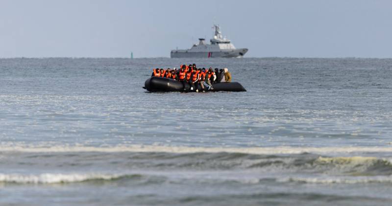 Four migrants die trying to cross Channel: French officials