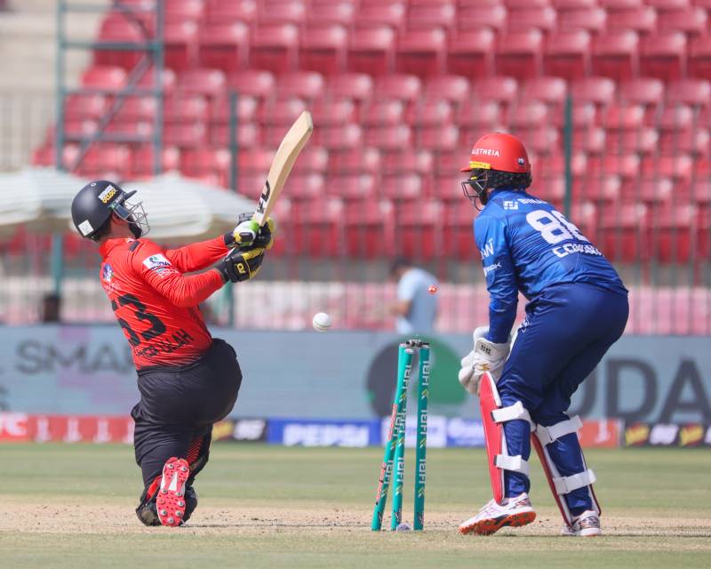 Islamabad United crush Lahore Qalandars in one-sided PSL 11 clash