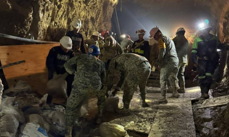 Man rescued two weeks after Mexico mine collapse