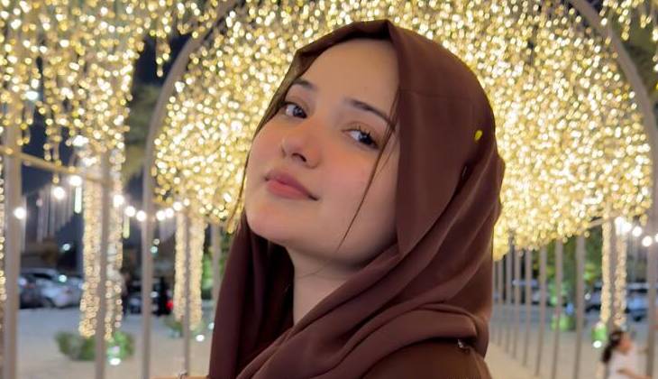 Rabeeca Khan shares happy moments and travel experiences of Umrah with fans 