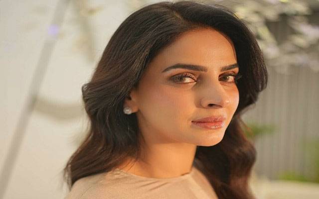 Saba Qamar gets 'Teary Eyed' over a surprise gift from Germany