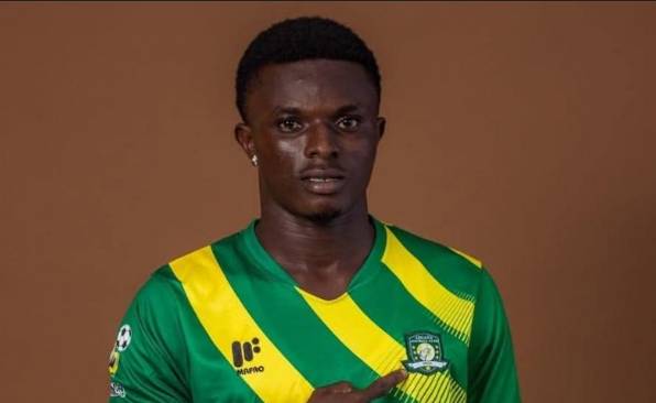 Ghana footballer dies after robbery attack on team bus