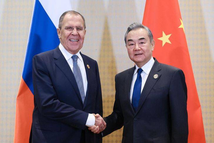 Russian FM visits China to discuss Middle East war