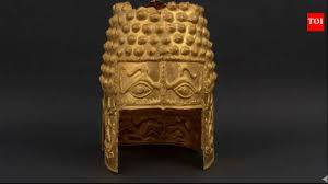 Dutch trial over theft of golden Romanian helmet begins