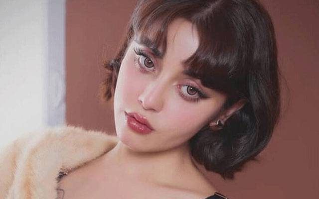 Alizeh Shah drops cryptic bombshell and sends fans into frenzy