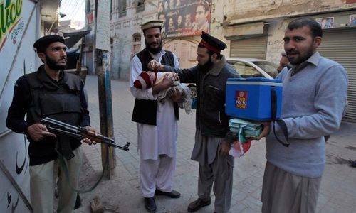 Cop injured as polio team attacked in Hangu
