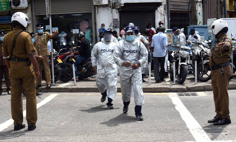 Sri Lanka arrests nine Chinese over alleged cyberscam gear