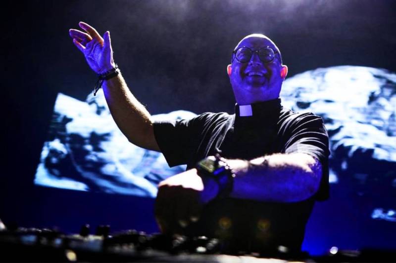 'DJ Priest' mixes religion and rave in Buenos Aires tribute to Pope Francis