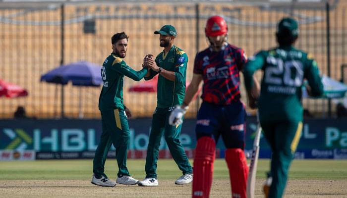 Multan Sultans edge Karachi Kings in PSL thriller 