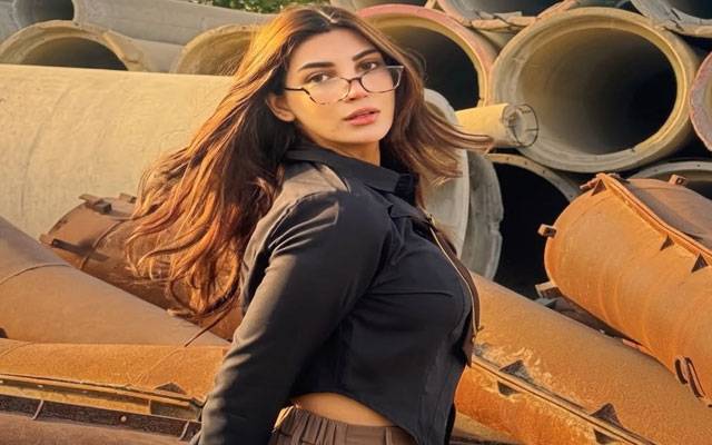 Nazish Jahangir’s bold fashion move divides the internet 