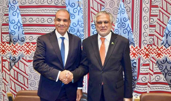 Ishaq Dar, Egypt FMs take up latest regional developments