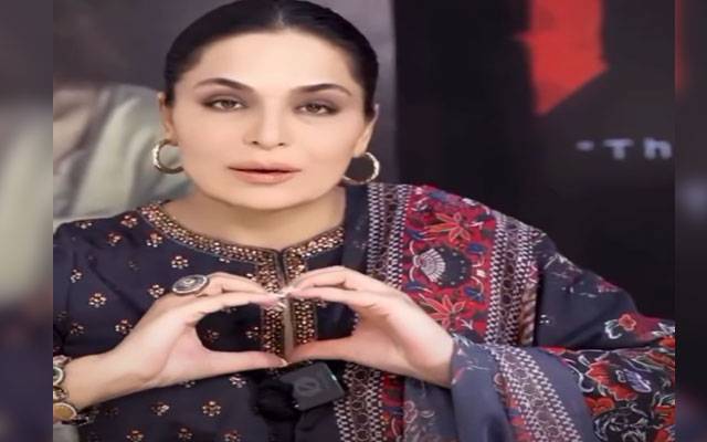 Meera’s first reaction after controversy wins hearts 