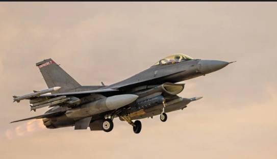 Top Peru ministers quit in protest over stalled US fighter jet deal