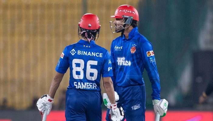 Islamabad United crush Hyderabad Kingsmen by 8 wickets, seal PSL playoff spot