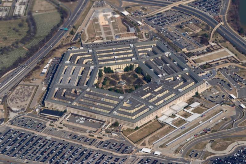23 injured in head-on bus collision near Pentagon
