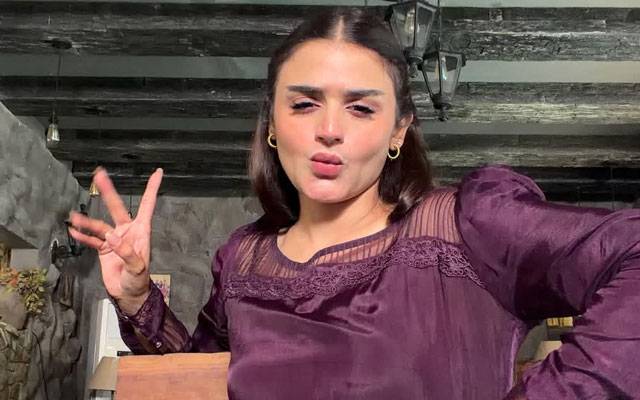 Hira Mani ignites frenzy with subtle nod to Hania–Asim moment