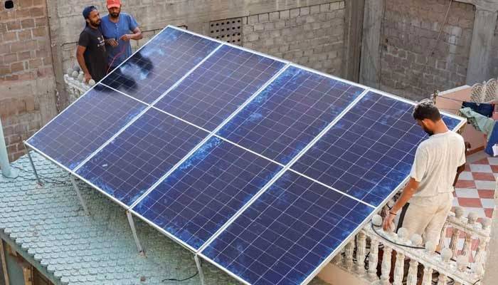 Committee formed to prob solar panels worth Rs120b over-invoicing case   