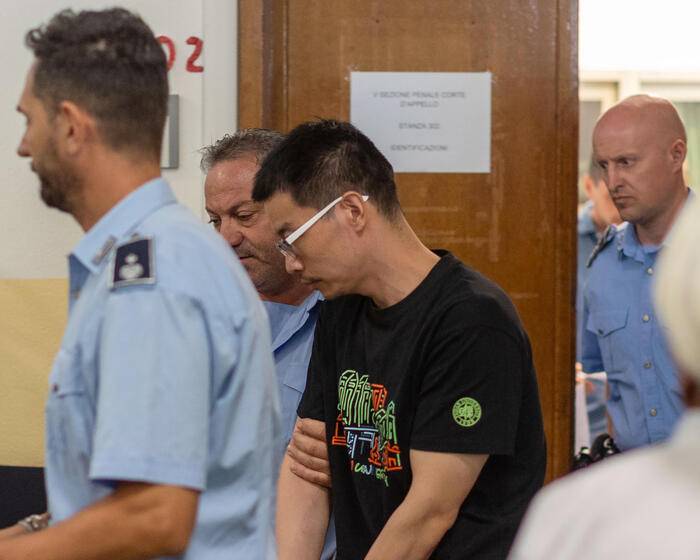 Italy extradites Chinese hacker to US