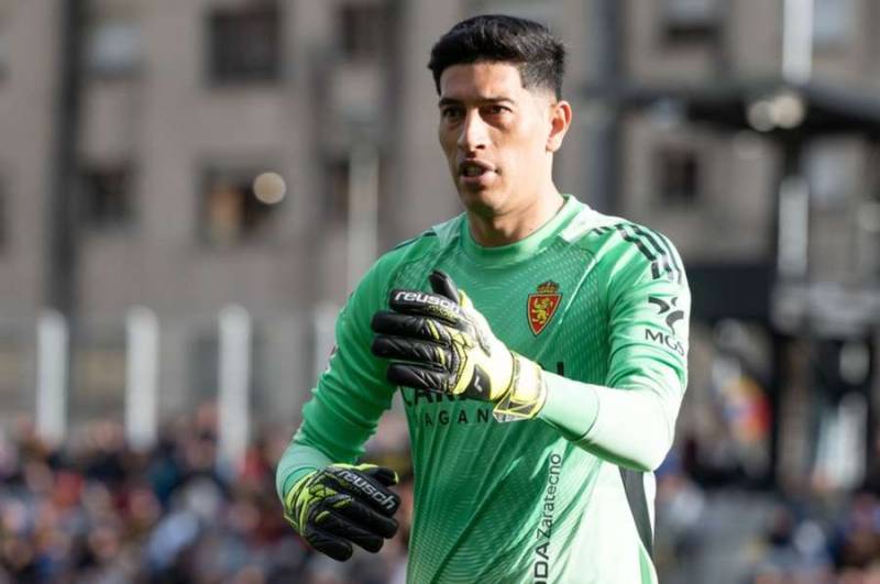 Zaragoza goalkeeper faces ban for punch which sparked brawl