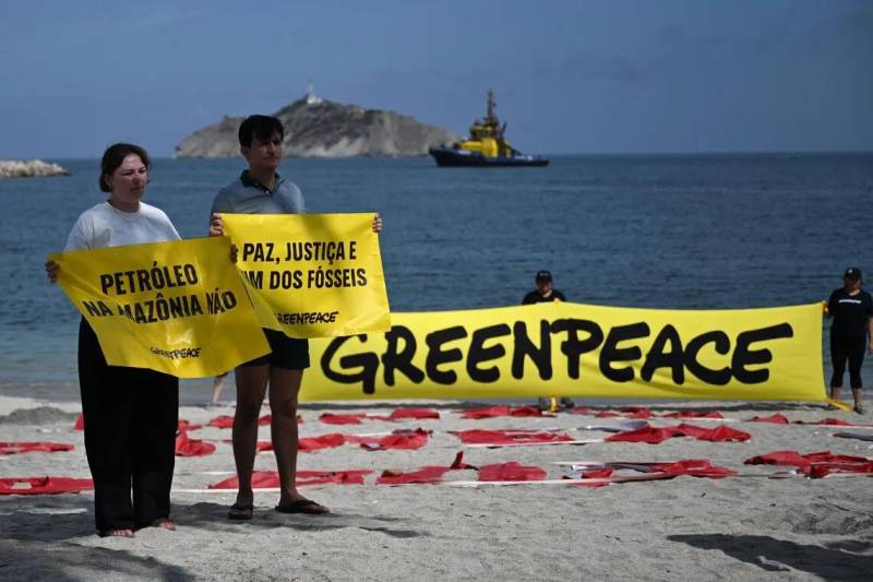Nations kick off world-first fossil fuel exit talks in Colombia