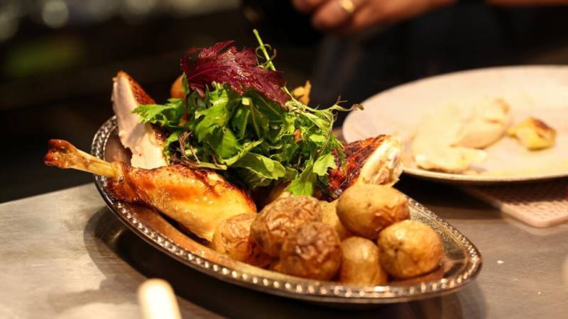 New York restaurant's $40 half chicken fuels cost of dining debate