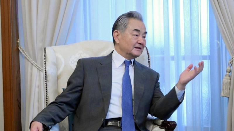 China FM says Taiwan is 'biggest risk point' in US-China ties