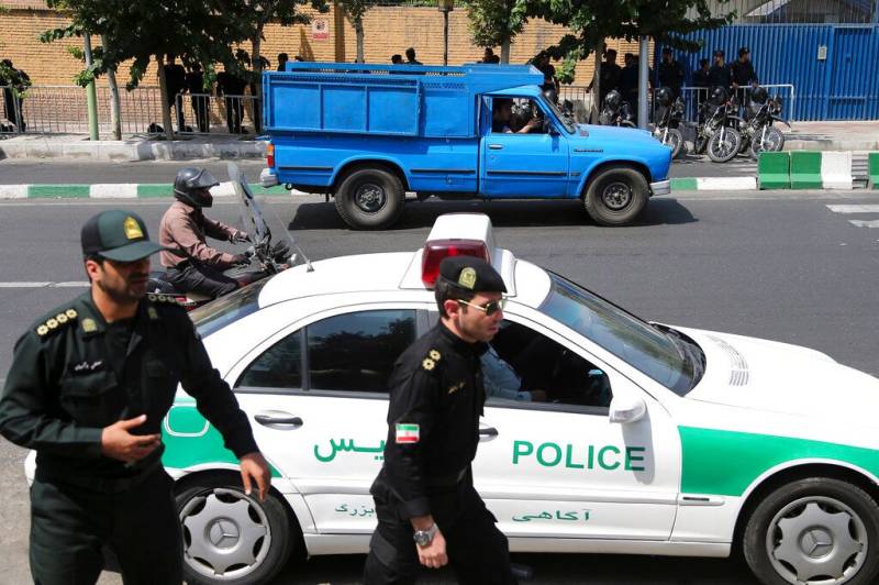 Three police officers shot dead in Iran's restive southeast