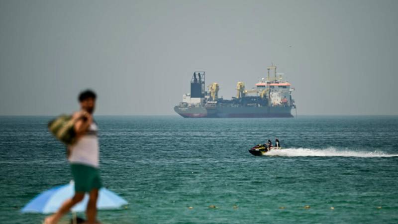 Gulf countries' plans to bypass Hormuz still far off, experts warn