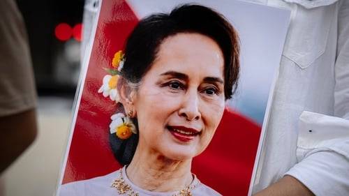 US calls for Suu Kyi's immediate release as she is moved to house arrest