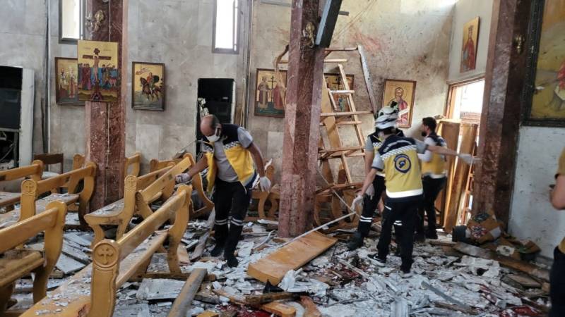 Blast kills religious leader in Damascus suburb