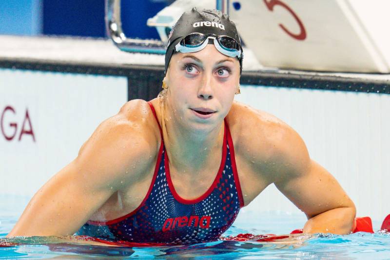 Walsh clocks 54.33 to break 100m fly world record