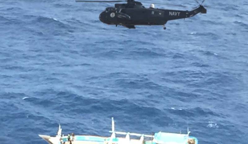 Pakistan Navy assists Indian crew in Arabian Sea rescue operation