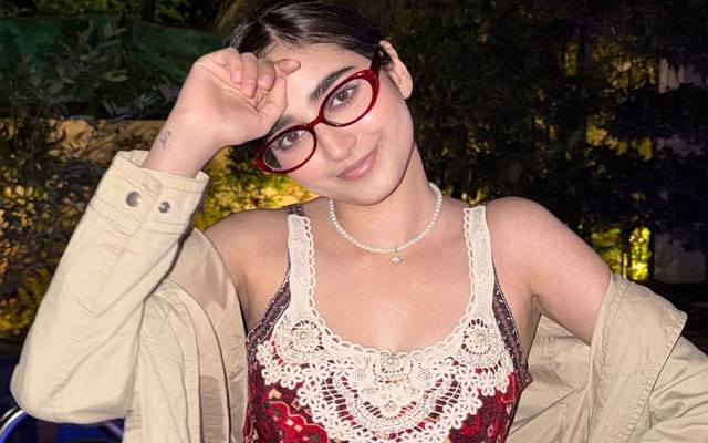 Mamya Shajaffar claps back at ‘Nazar’ with no-filter selfie  