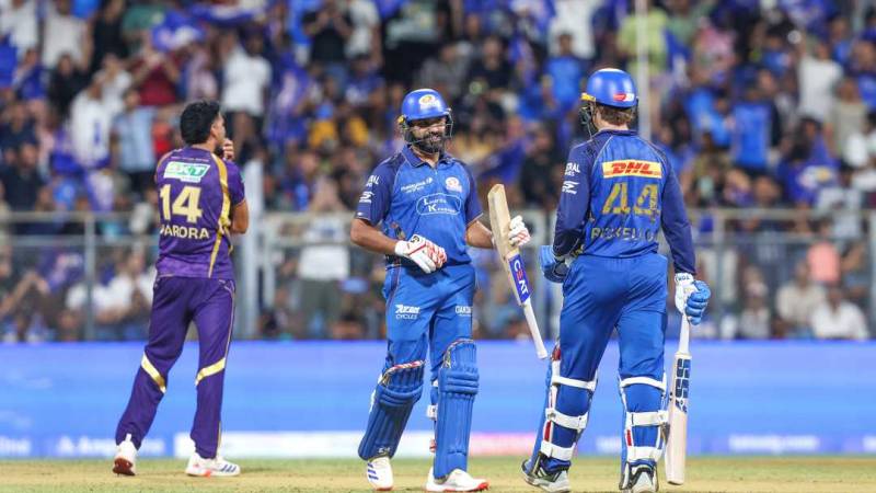 Rohit, Rickelton keep Mumbai in the hunt